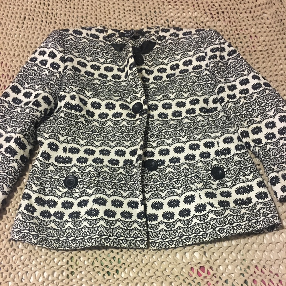 Cute Kasper black and white blazer
